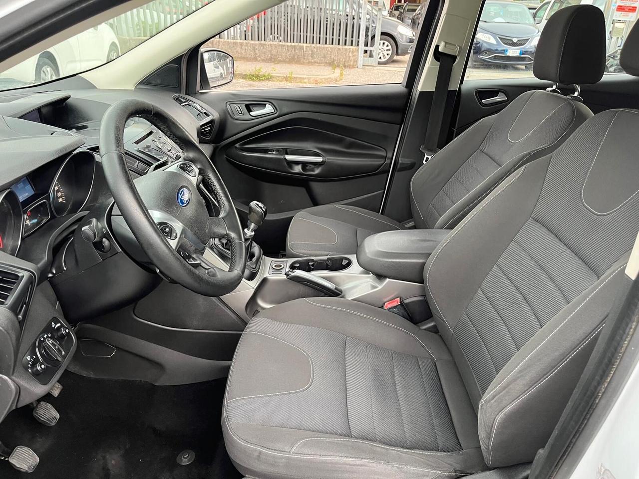 Ford Kuga 2.0 TDCi 140 CV 2WD DPF