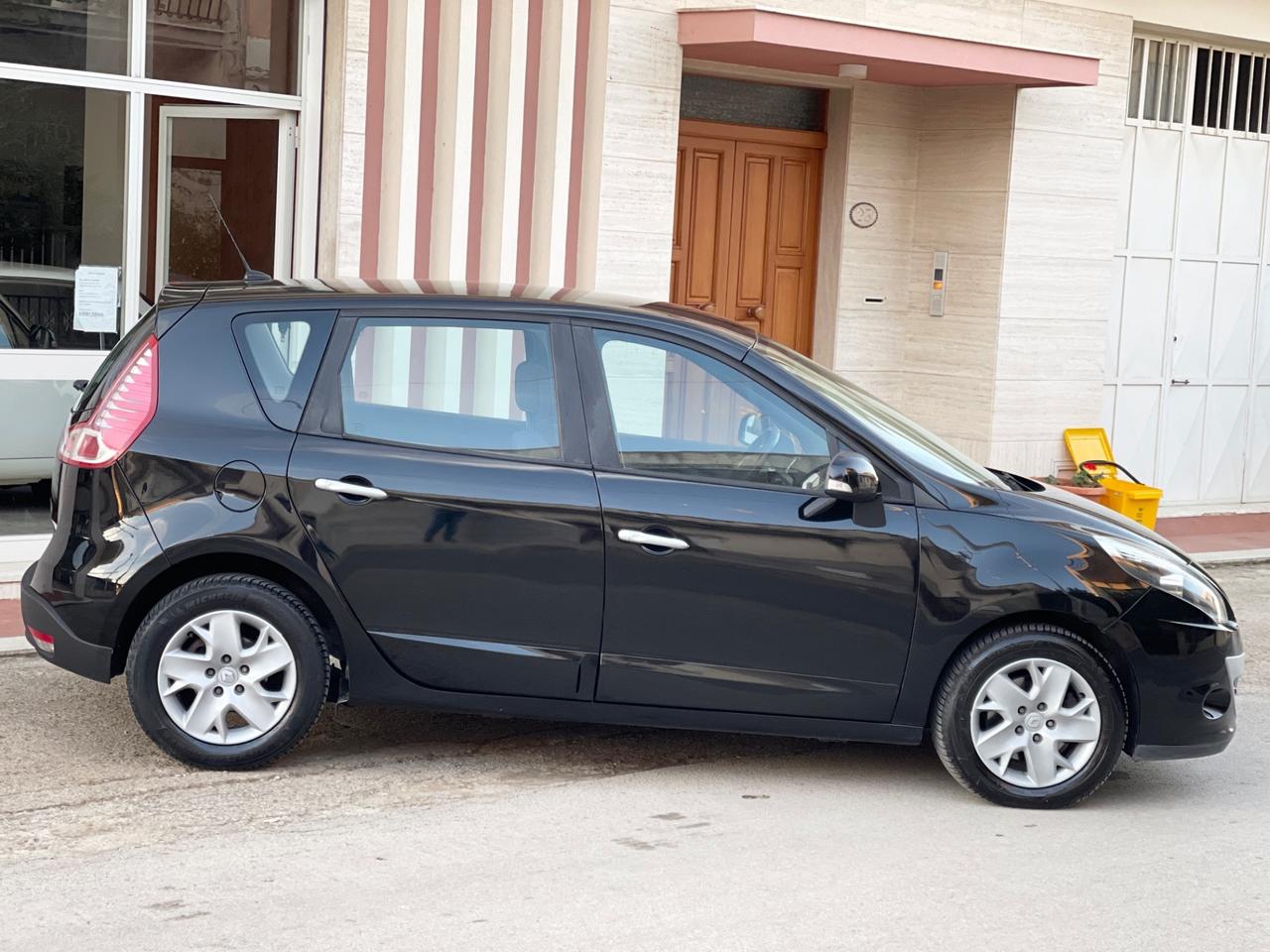 Renault Scenic X-Mod 1.5 dCi 110CV Dynamique