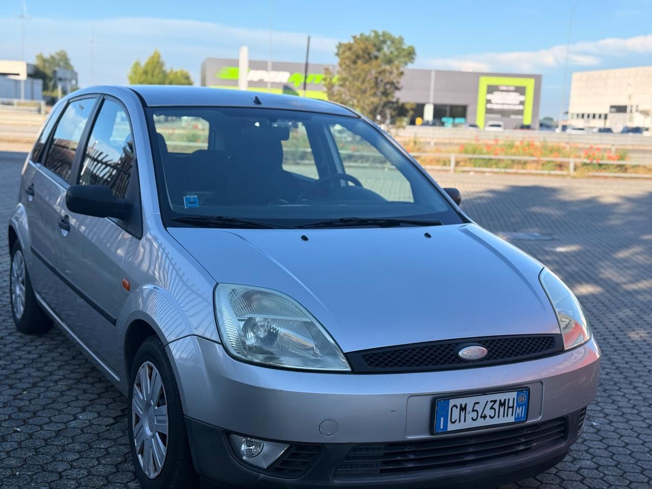Ford Fiesta 1.2 16V 5p. Ambiente