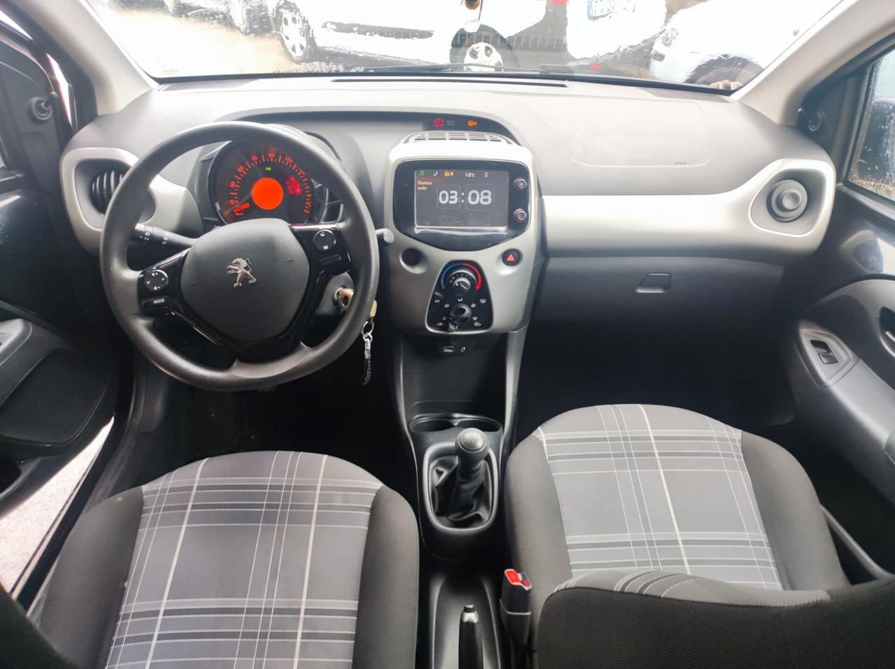 Peugeot 108 VTi 68 5 porte Allure