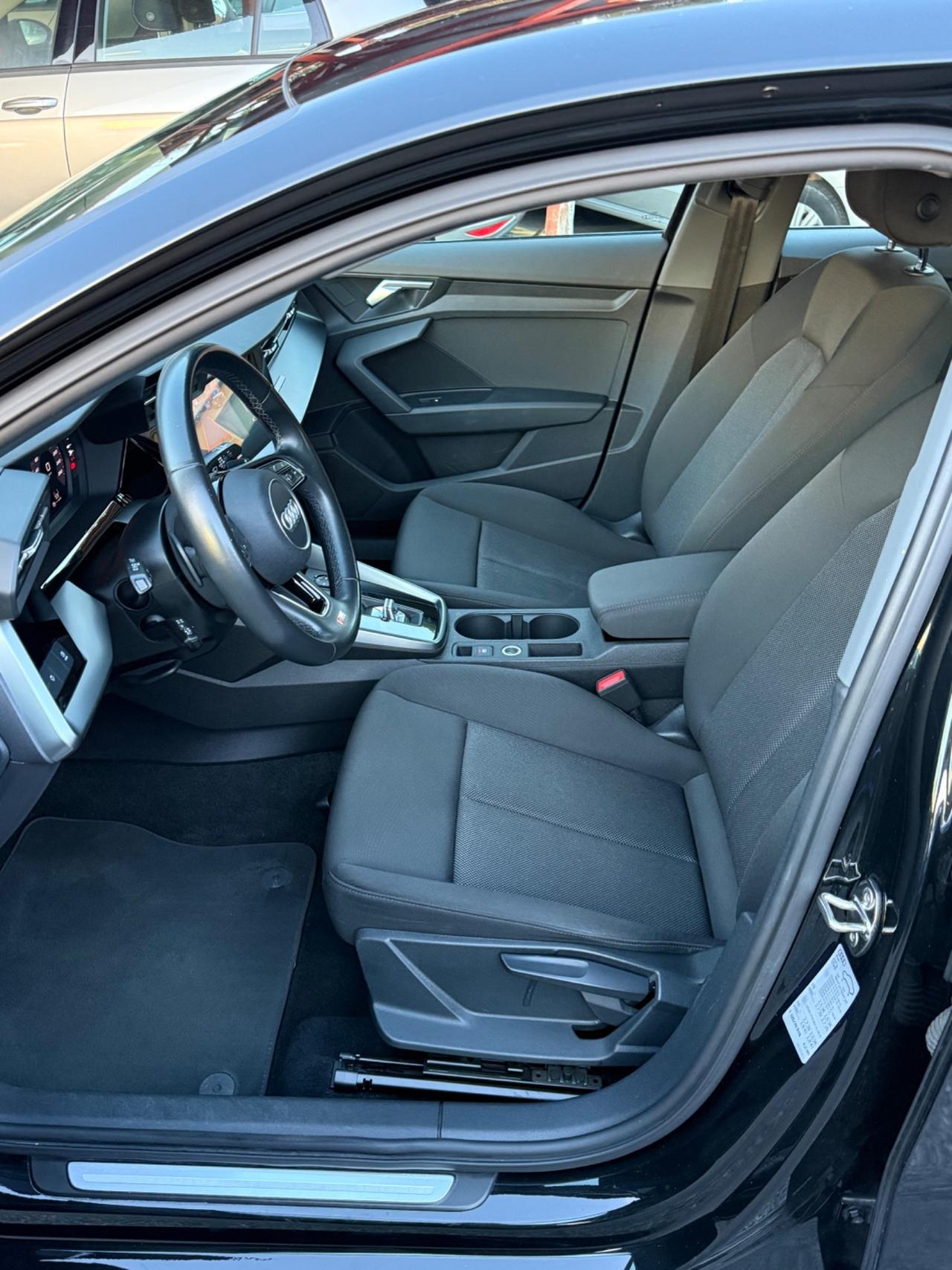 A3 SPB 30 TDI S tronic line edition-unipro-rate-no vincoli