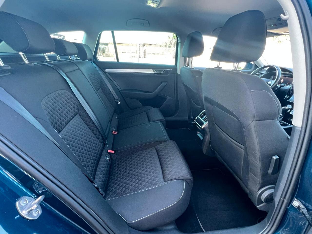 Skoda Superb 2.0 TDI EVO 200 CV SCR DSG Wagon Executive