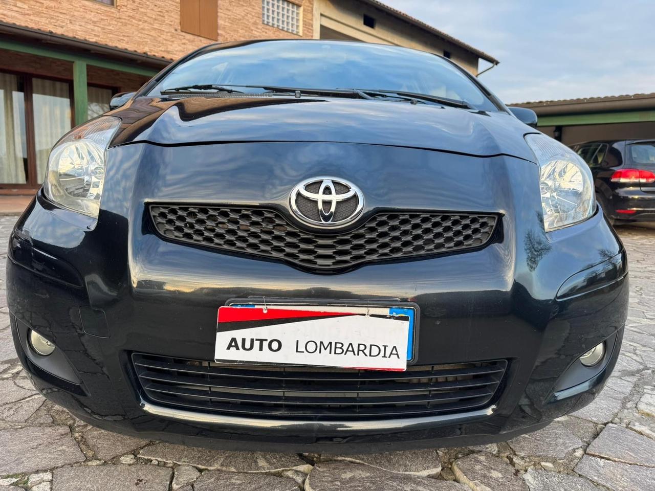 Toyota Yaris 1.4 D-4D DPF 5 porte Sol neopatentati