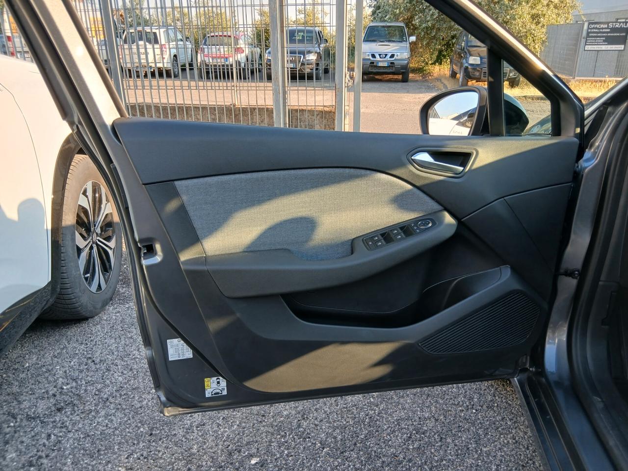 Renault Clio TCe 90 CV 5 porte Techno
