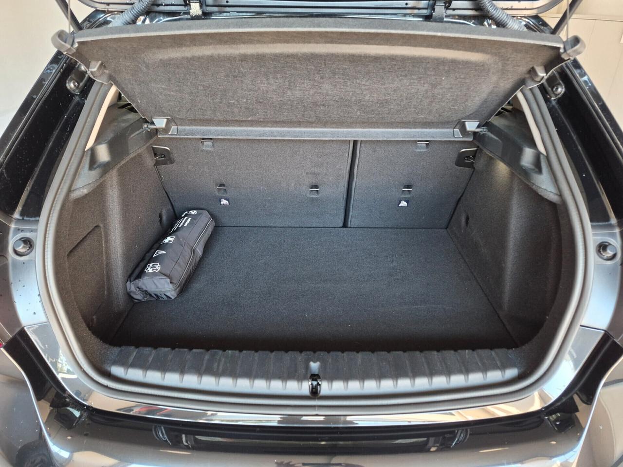 BMW 116 D MSPORT STEPTRONIC LED CARPLAY NAVI LIVE COCKPIT