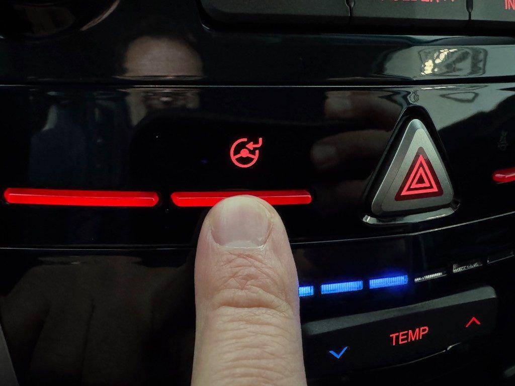 SsangYong Tivoli 1.6d Xdi Fari Led Cruise Full Soli 75000 km