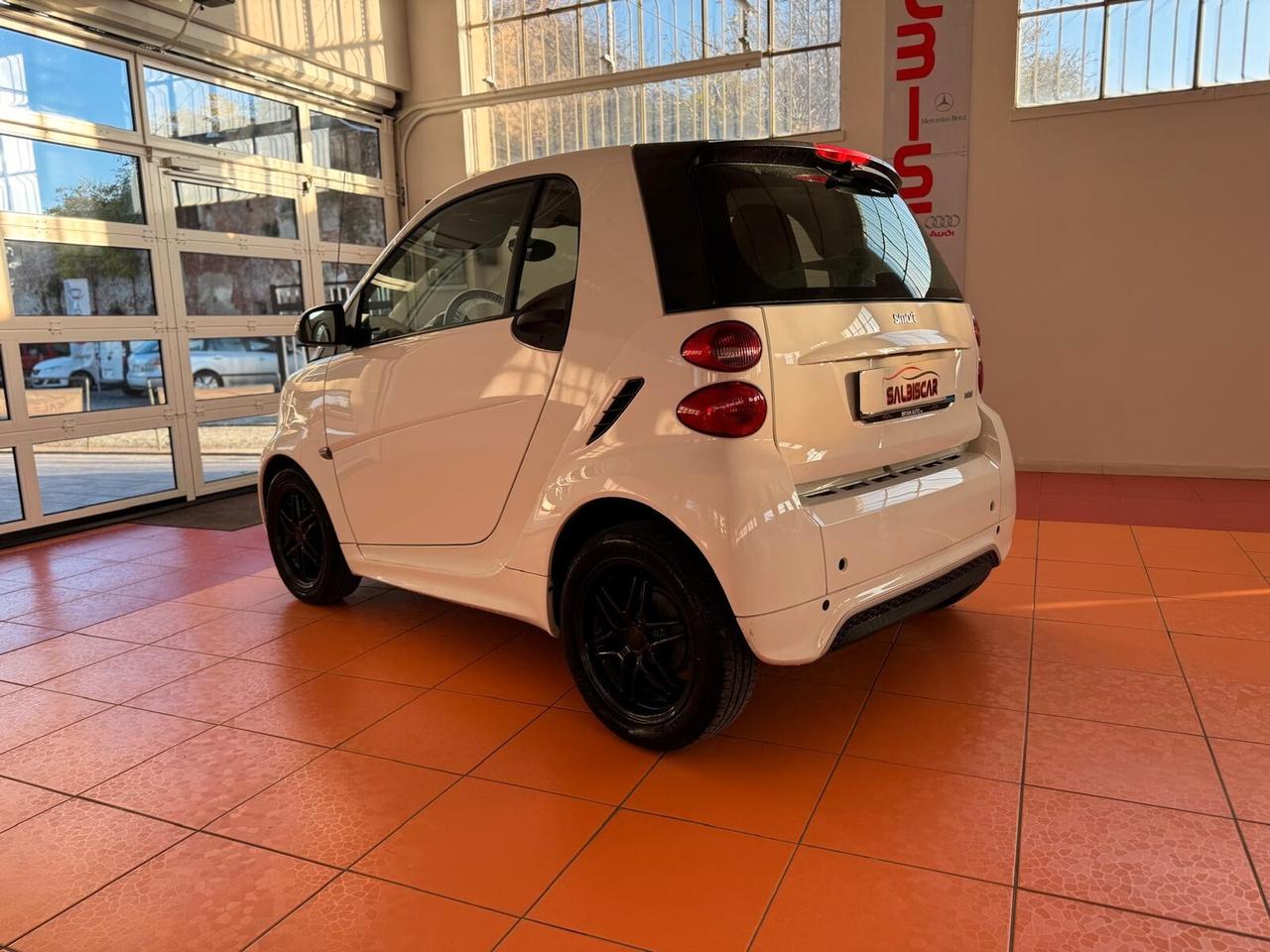 Smart ForTwo 1000 62 kW coupé pulse