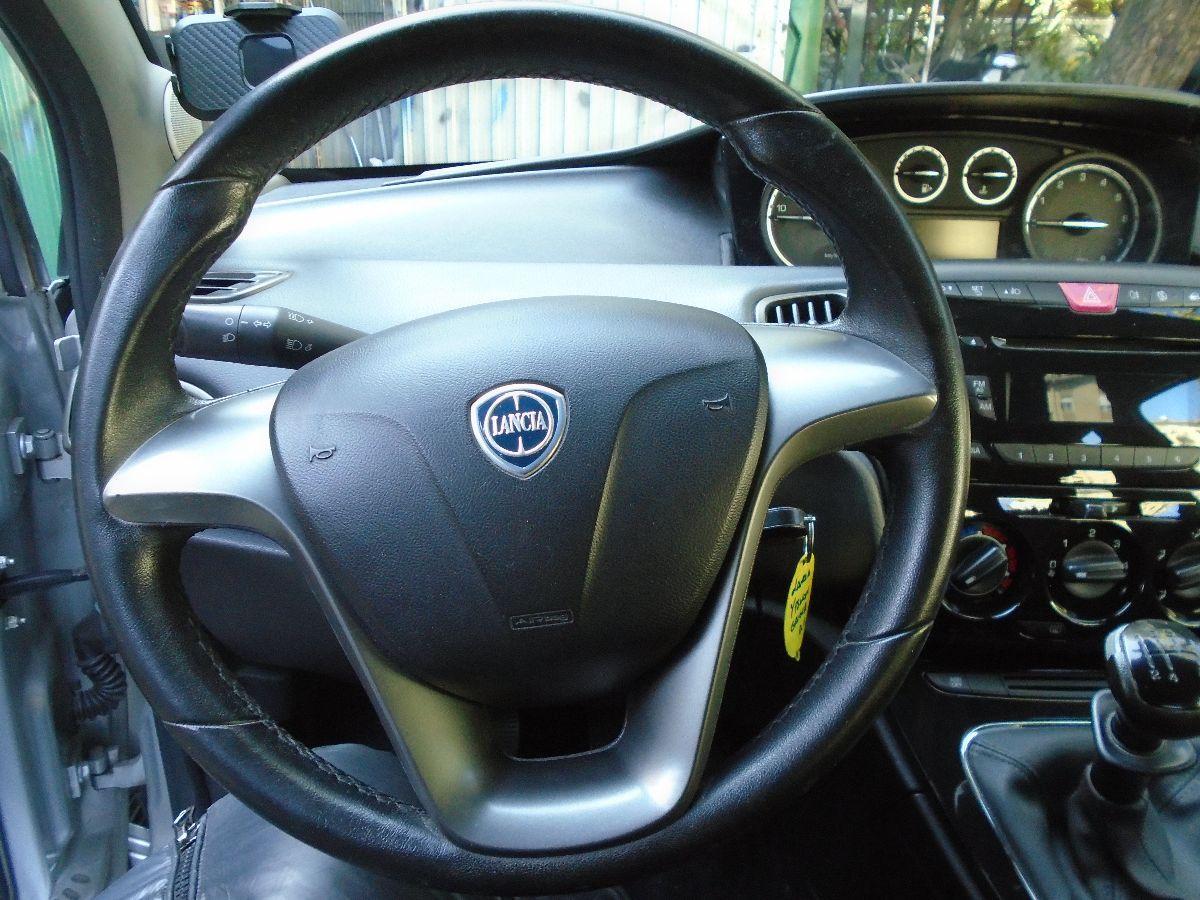 Ypsilon '12 OK NEOP. DISTRIB FATTA A 99.000 KM