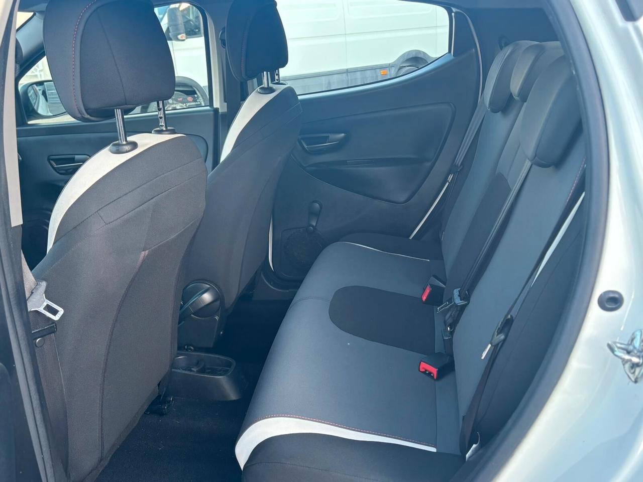 Lancia Ypsilon 1.2 69 CV 5 porte GPL Ecochic Elefantino