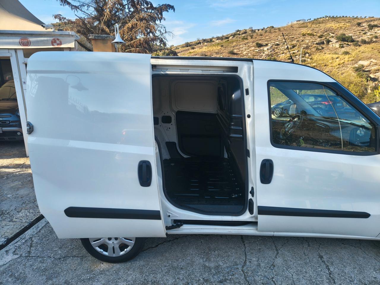 Fiat Doblò 1.6 MJT - 3 posti