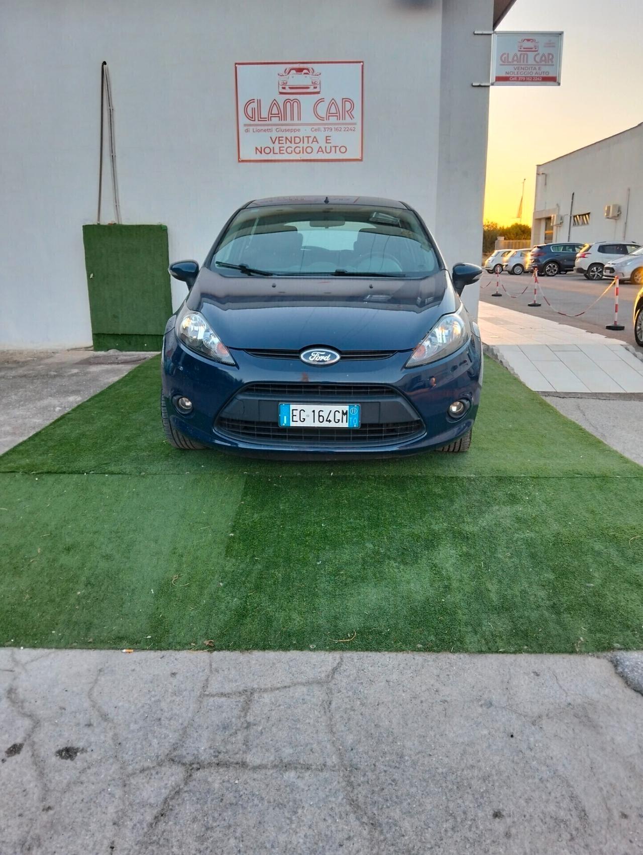 Ford Fiesta 1.4 TDCi 70CV 5 porte Titanium