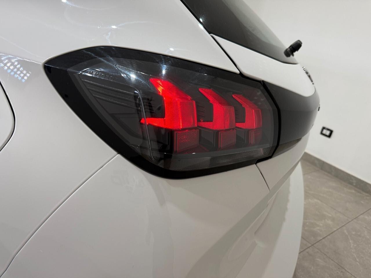 Peugeot 208 PureTech 75 Stop&Start 5 porte Like