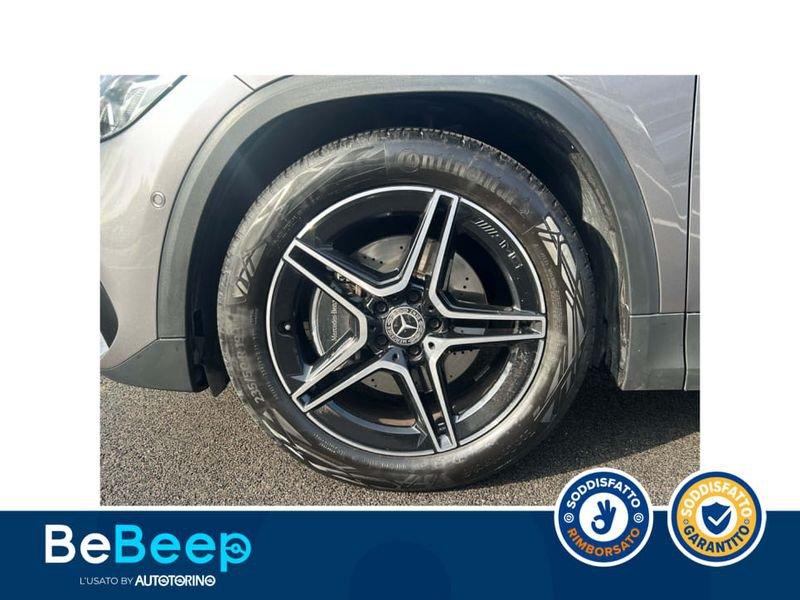 Mercedes-Benz GLA 200 D PREMIUM 4MATIC AUTO