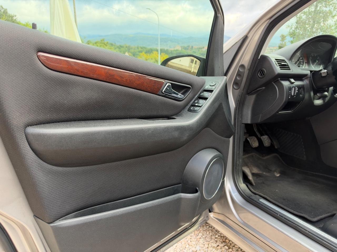 Mercedes-benz A 150 BlueEFFICIENCY Elegance