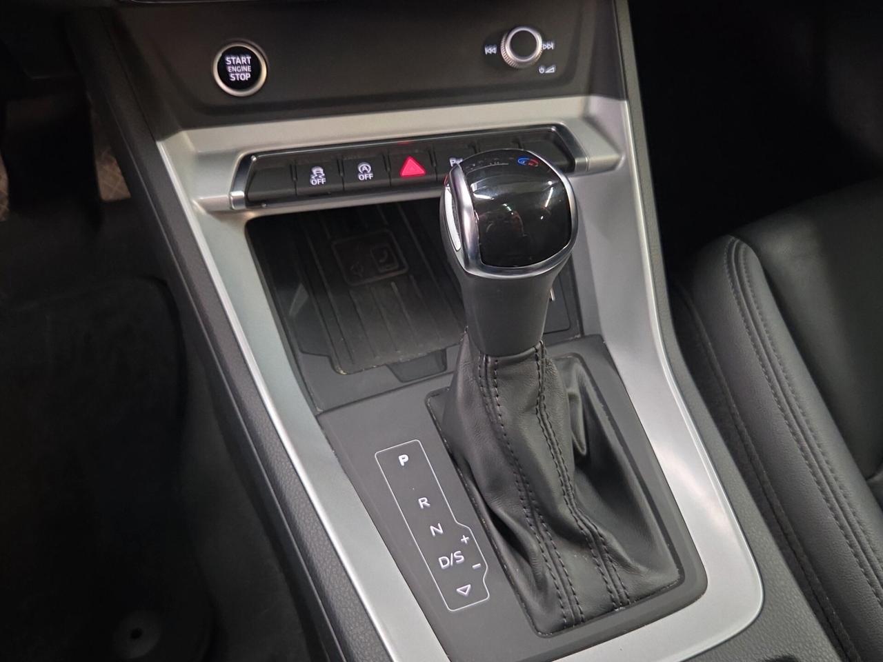 Audi Q3 40 TDI quattro S tronic Business