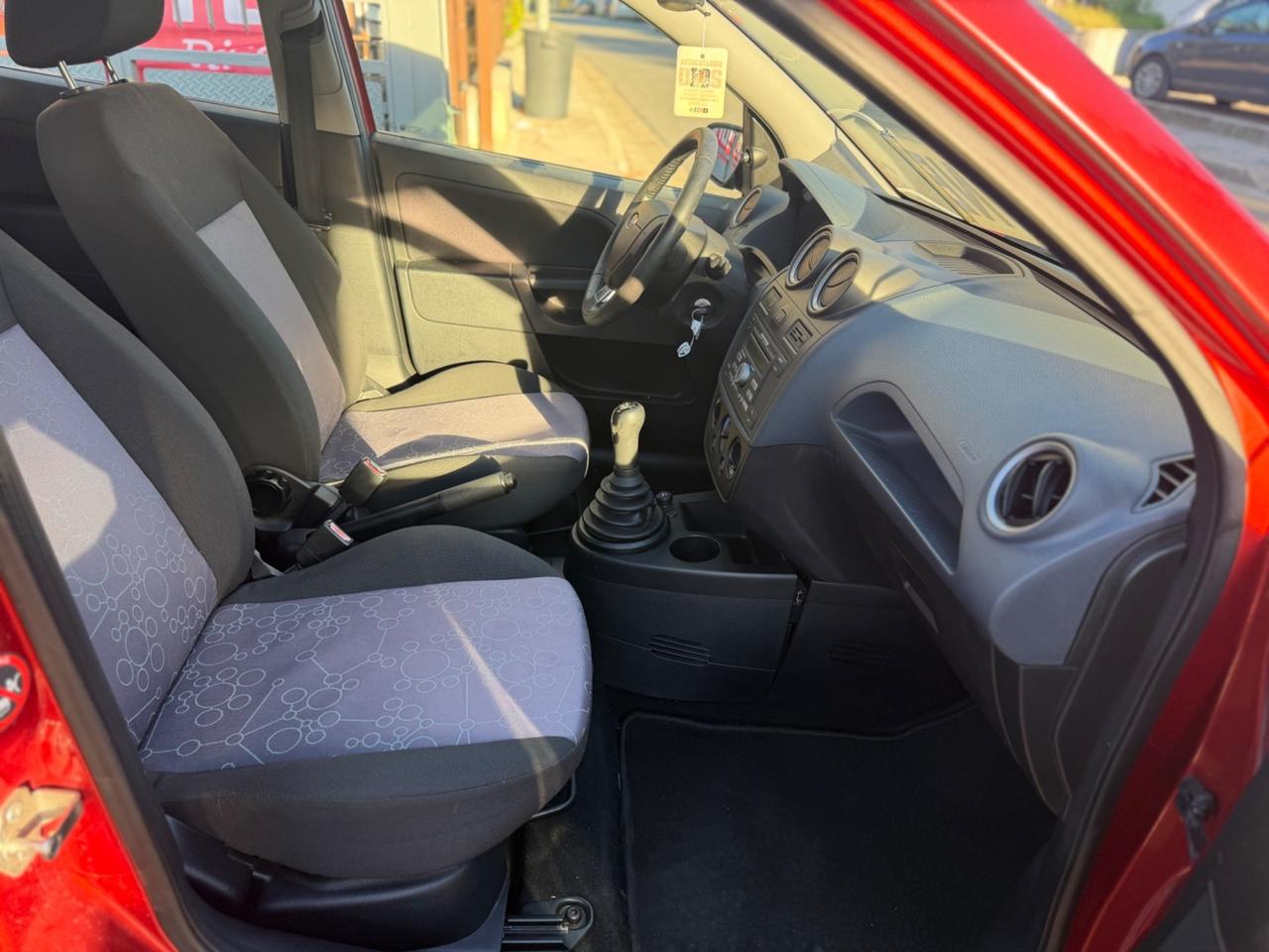 Ford Fiesta 1.4 TDCi 5p. Ghia