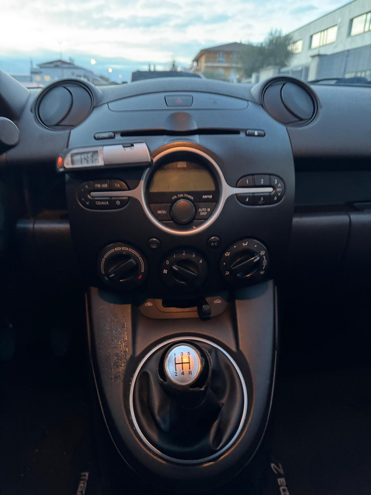 Mazda 2 Mazda2 1.3 16V 75CV 5p. 90th Anniversary