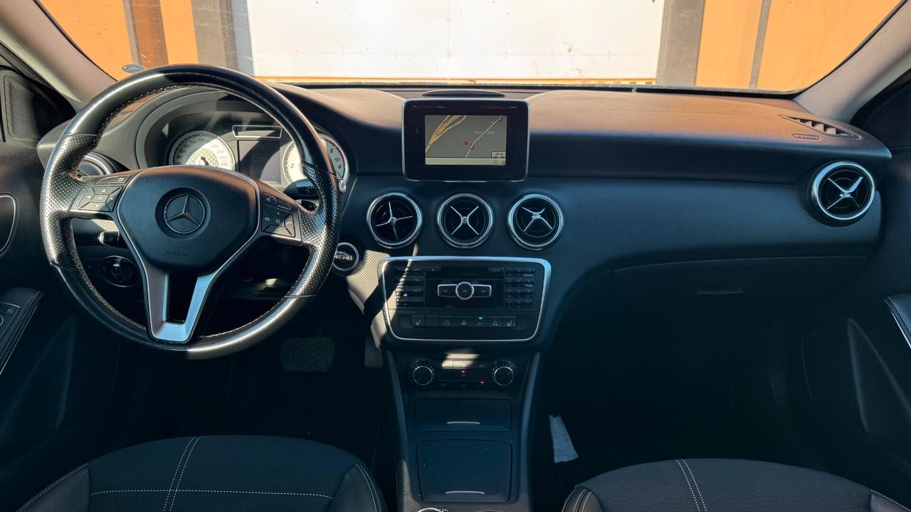 MERCEDES-BENZ A 200 CDI 136CV - 2014