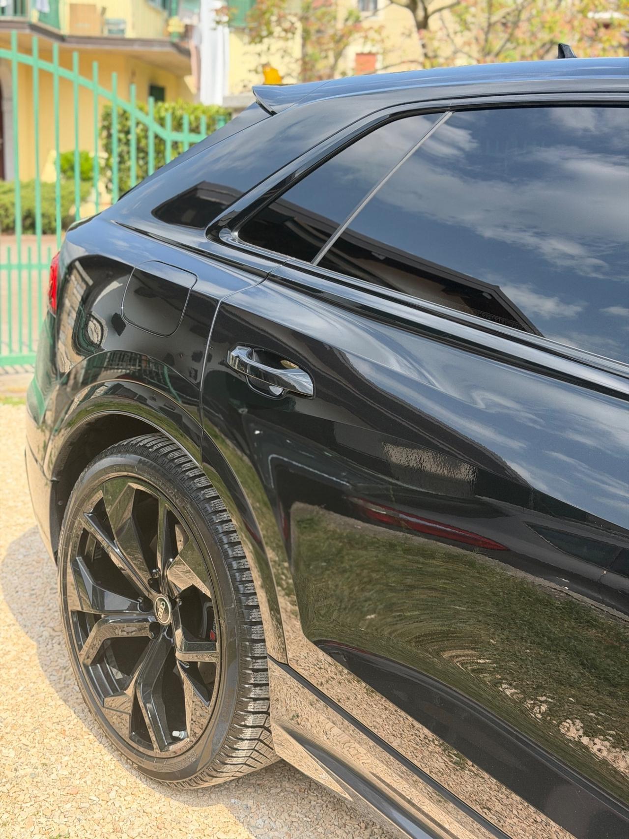 Audi RSQ8 TFSI V8 QUATTRO CARBOCERAMIC BANGOLUFSEN