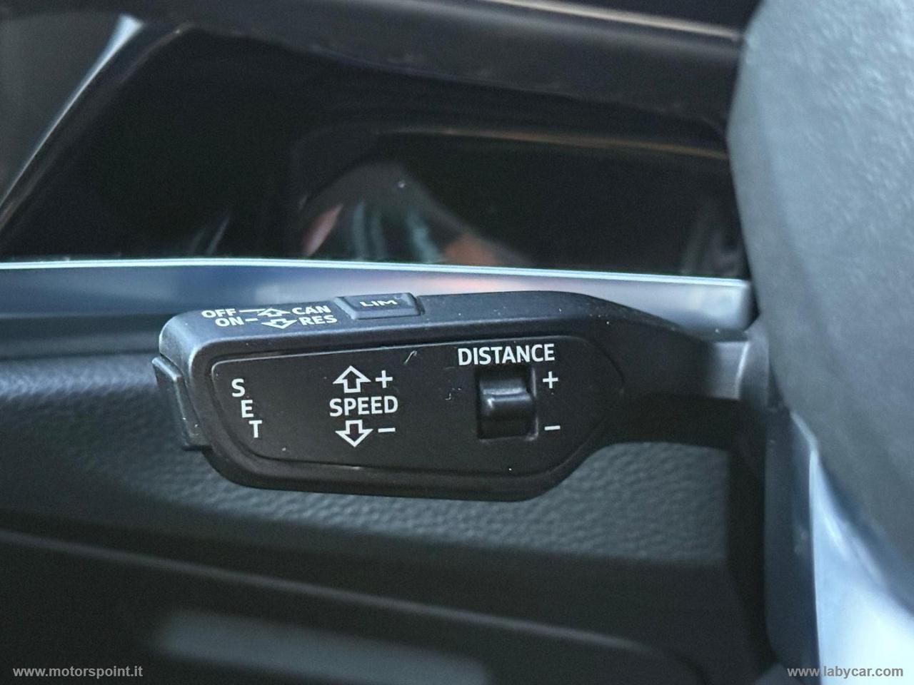 AUDI Q3 35 TDI S tronic Business