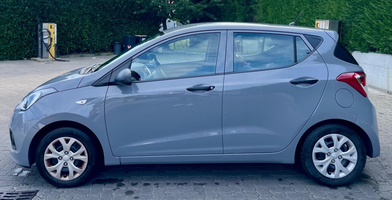 Hyundai i10 1.0 - SOLI 87..000 km PERFETTA