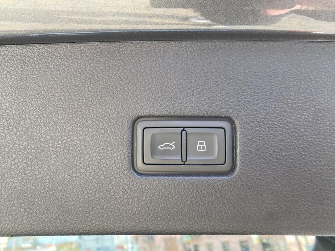 Audi Q8 50 TDI 286 CV quattro tiptronic S LINE