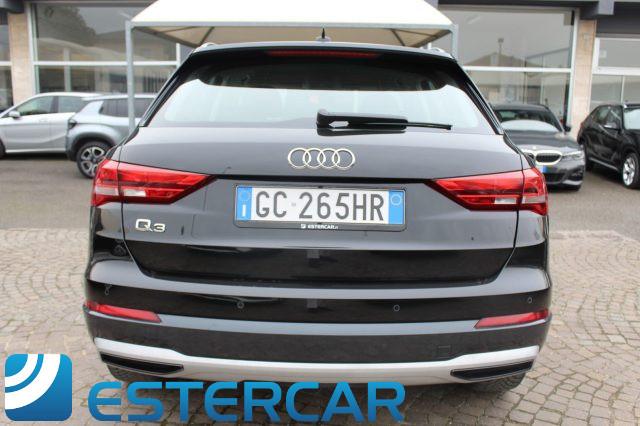 AUDI Q3 35 TDI S tronic Business Advanced