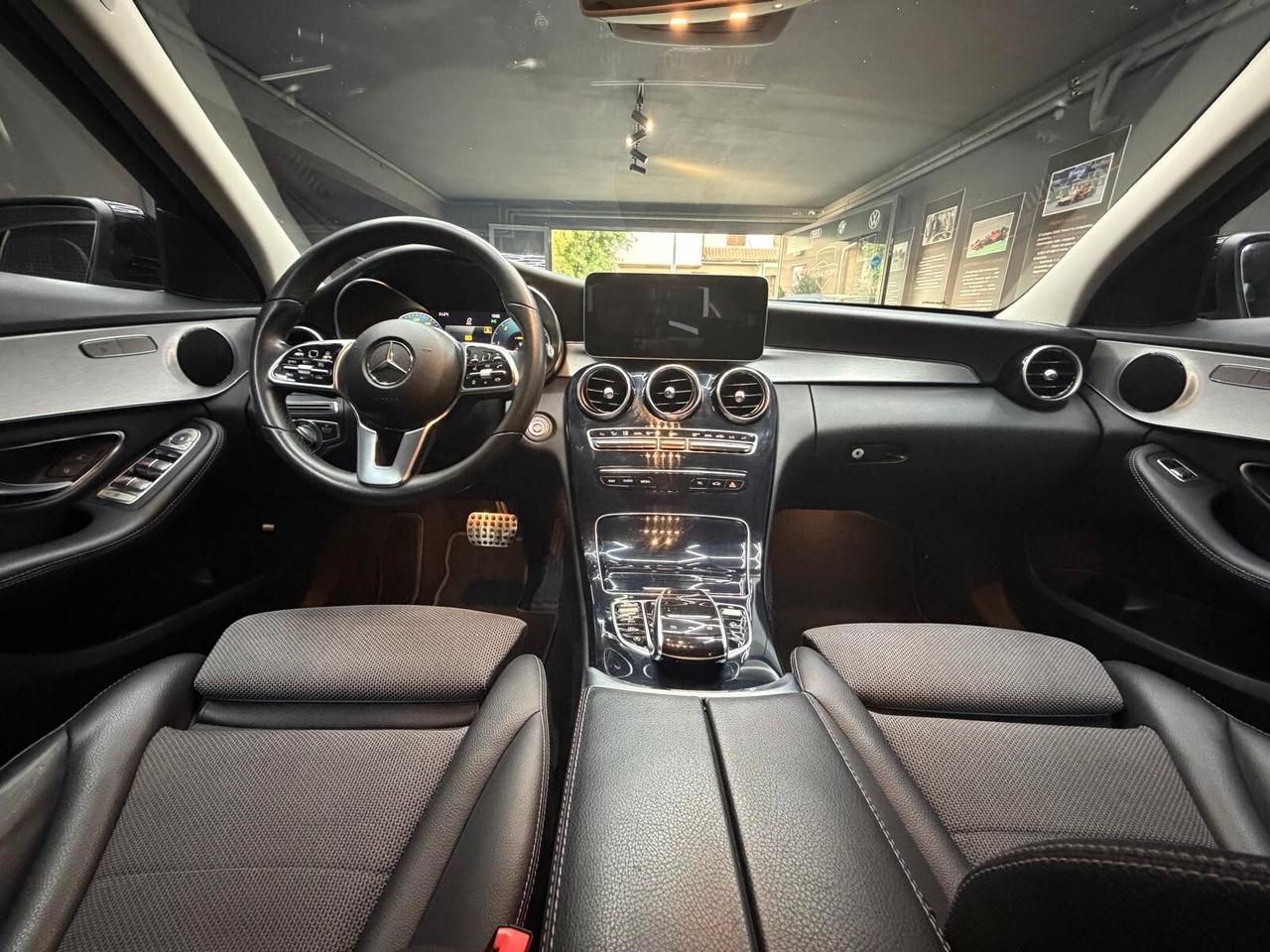 Mercedes-benz C 220 d Auto Premium