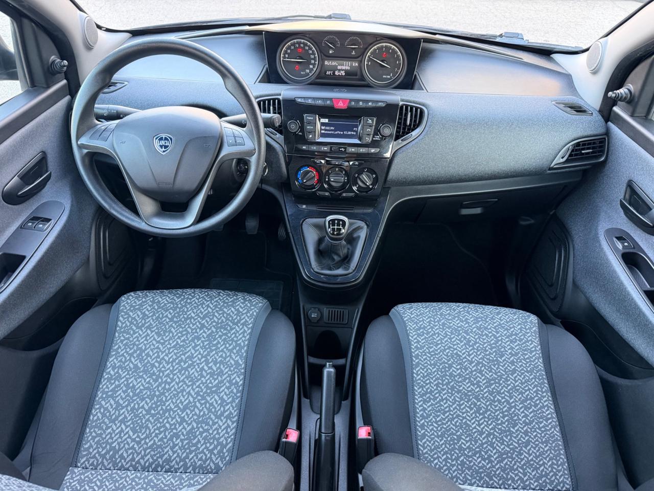 Lancia Ypsilon 1.2 benzina 69 cv 2018 88.000 km