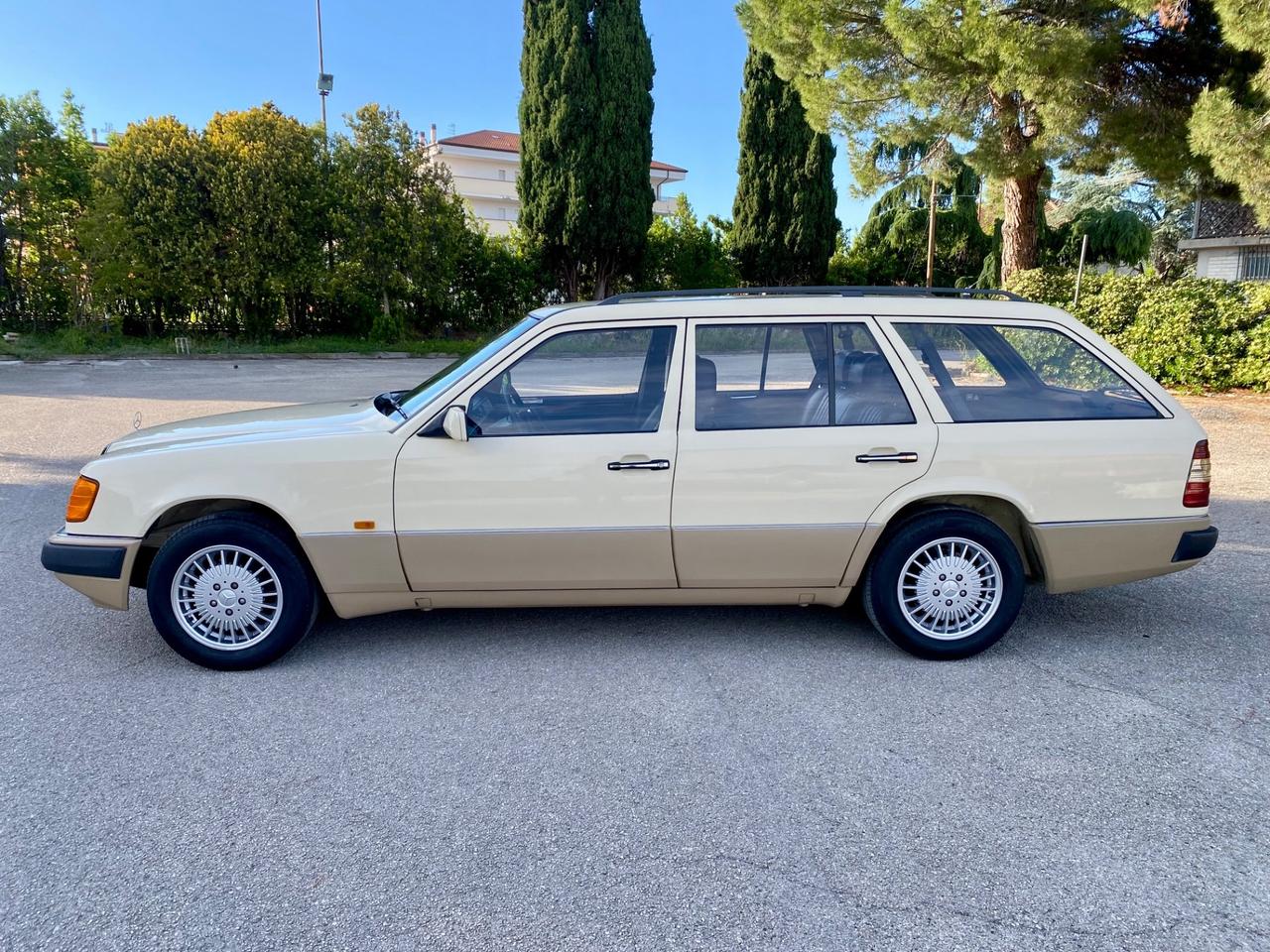 Mercedes-benz 200 MERCEDES 200 W 124 T E ASI CRS