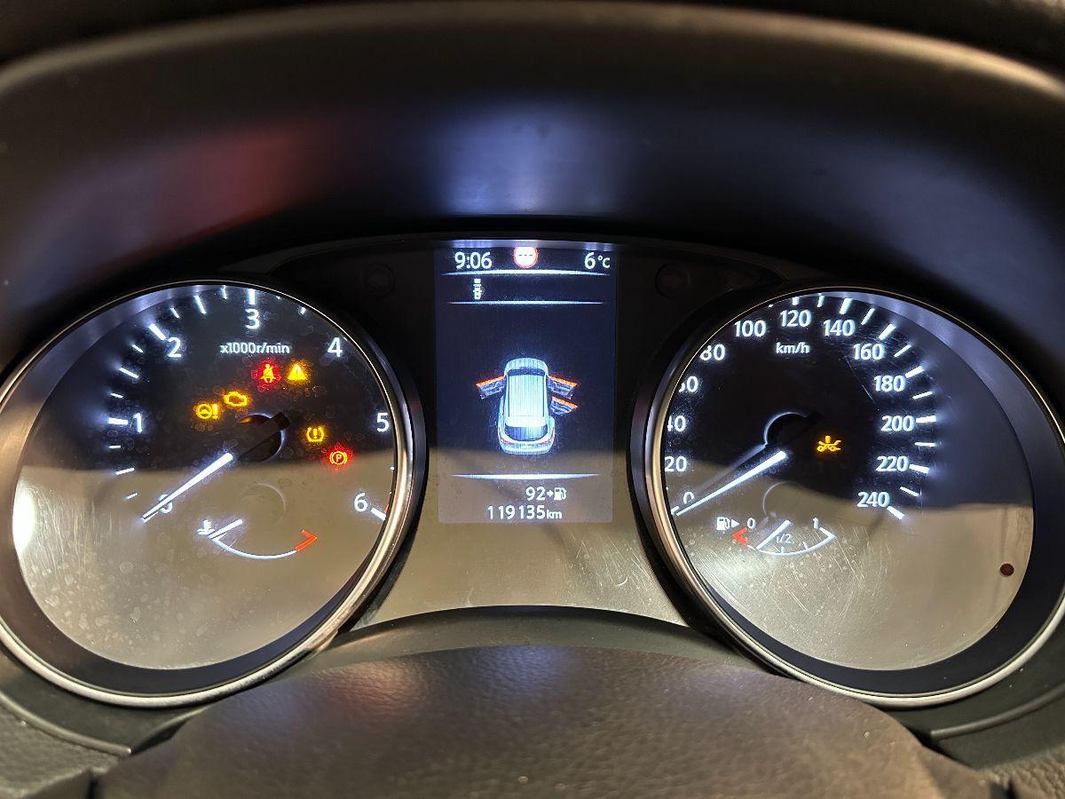 NISSAN Qashqai 1.5 dCi N-Connecta