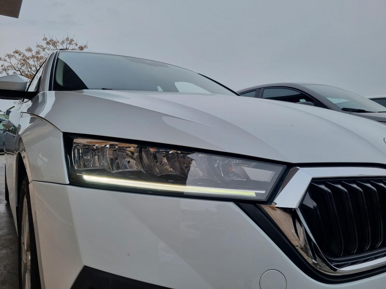 Skoda Octavia 2.0 TDI EVO SCR DSG Wagon Ambition