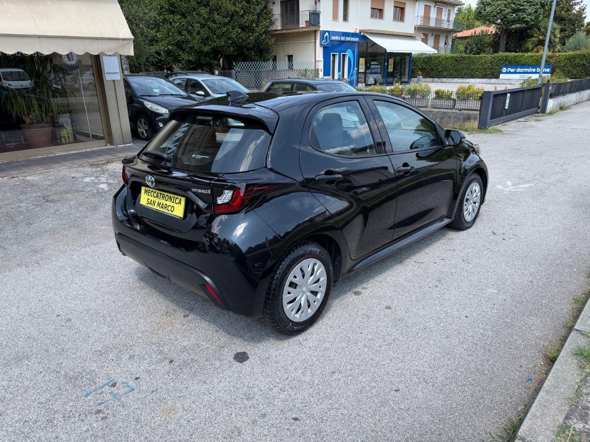 TOYOTA - Yaris - 1.5 Hybrid 5p. E-CVT Active