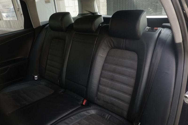 Volkswagen Passat Volkswagen Passat Variant 2.0 tdi Highline 170cv dsg Unicoproprietario