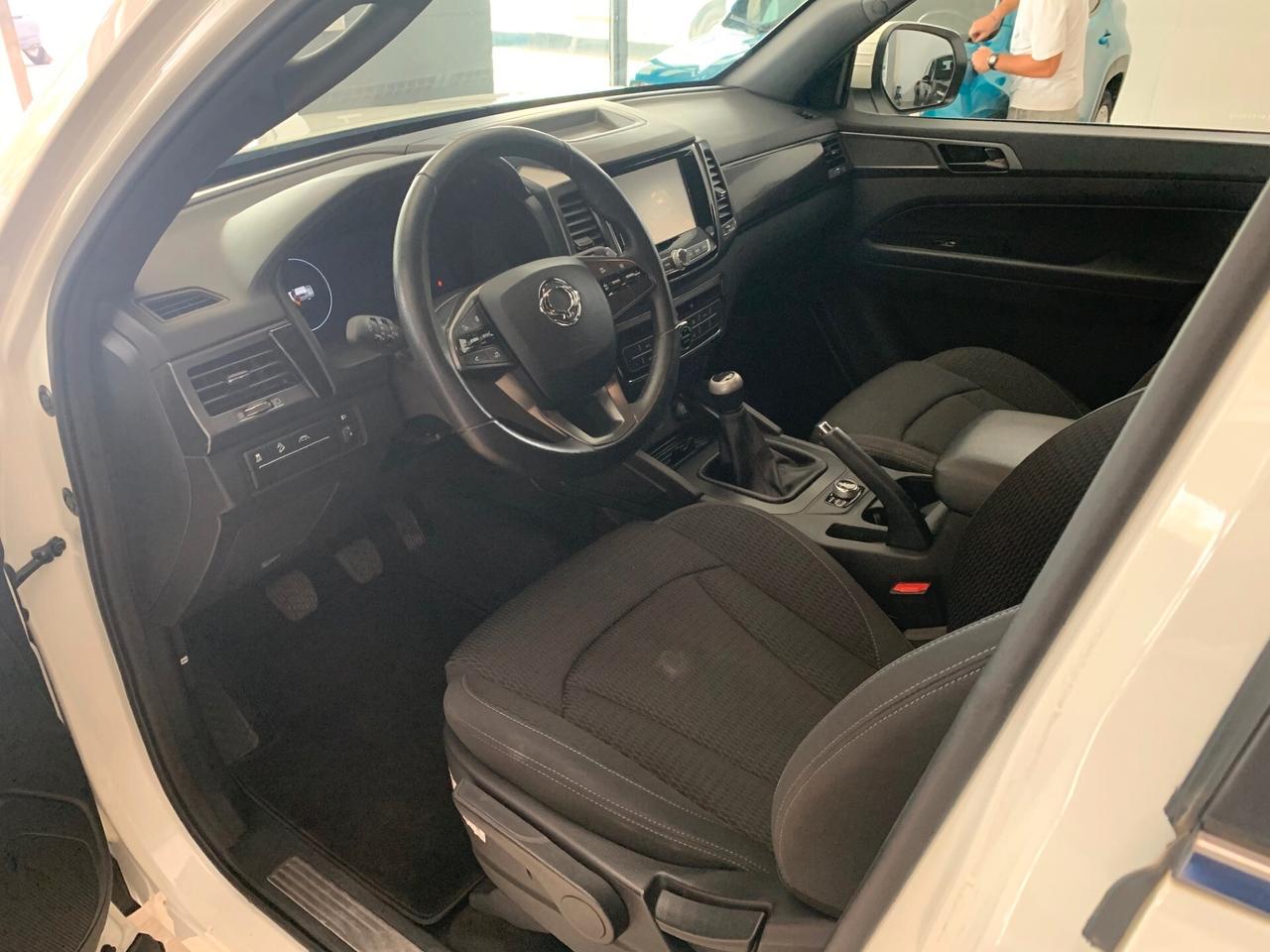 Ssangyong Rexton Sports 2.2 4WD Double Cab Road XL