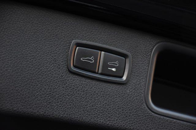 PORSCHE Macan 2.0 *SPORT DESIGN*CHRONO*TETTO*21"*PASM*LED*CAM*