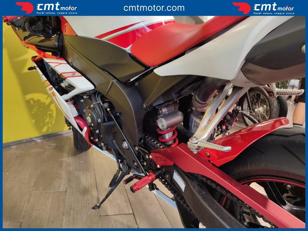 Yamaha YZF R1 - 2010