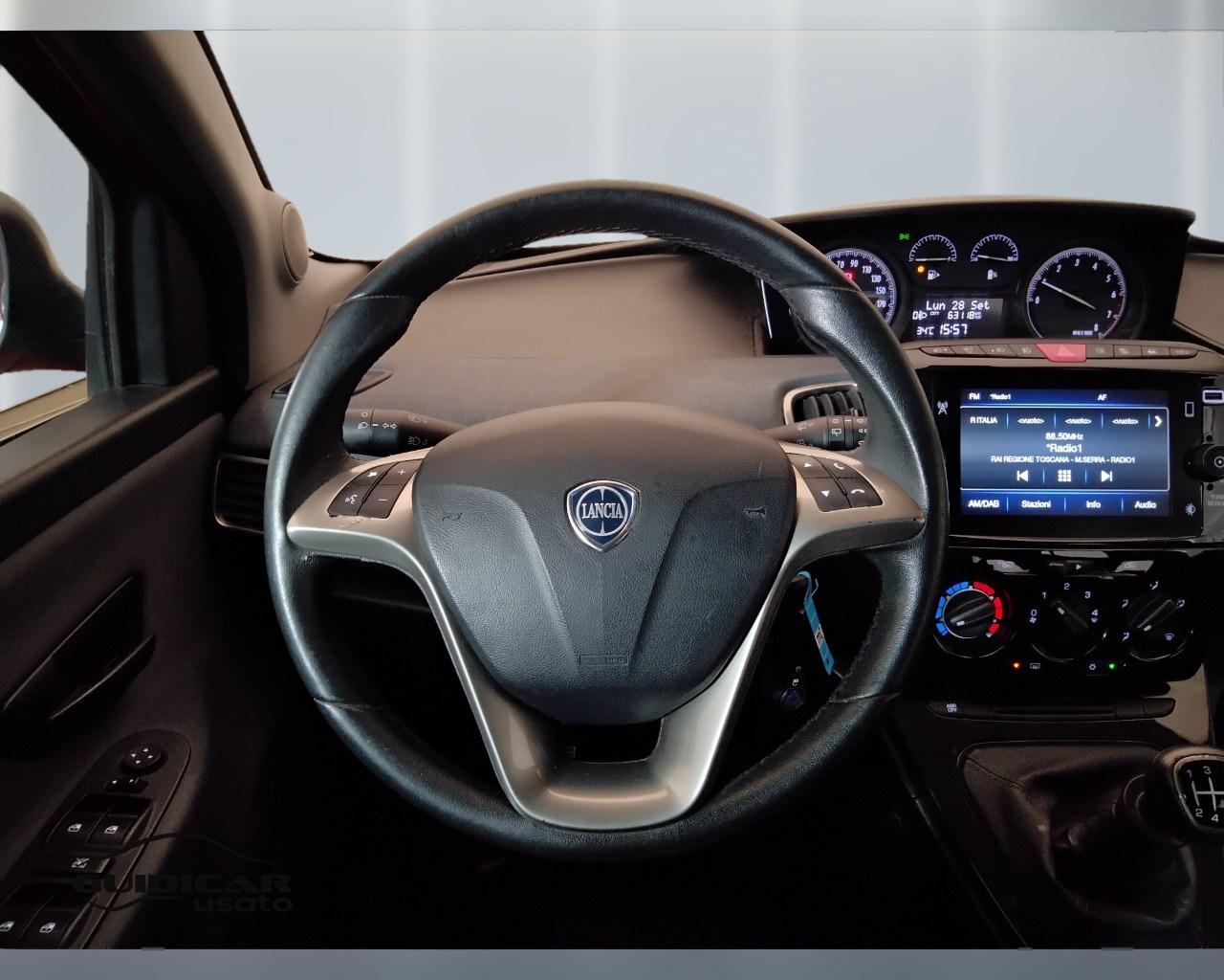 LANCIA Ypsilon III 2021 - Ypsilon 1.0 firefly hybrid Gold s&s 70cv