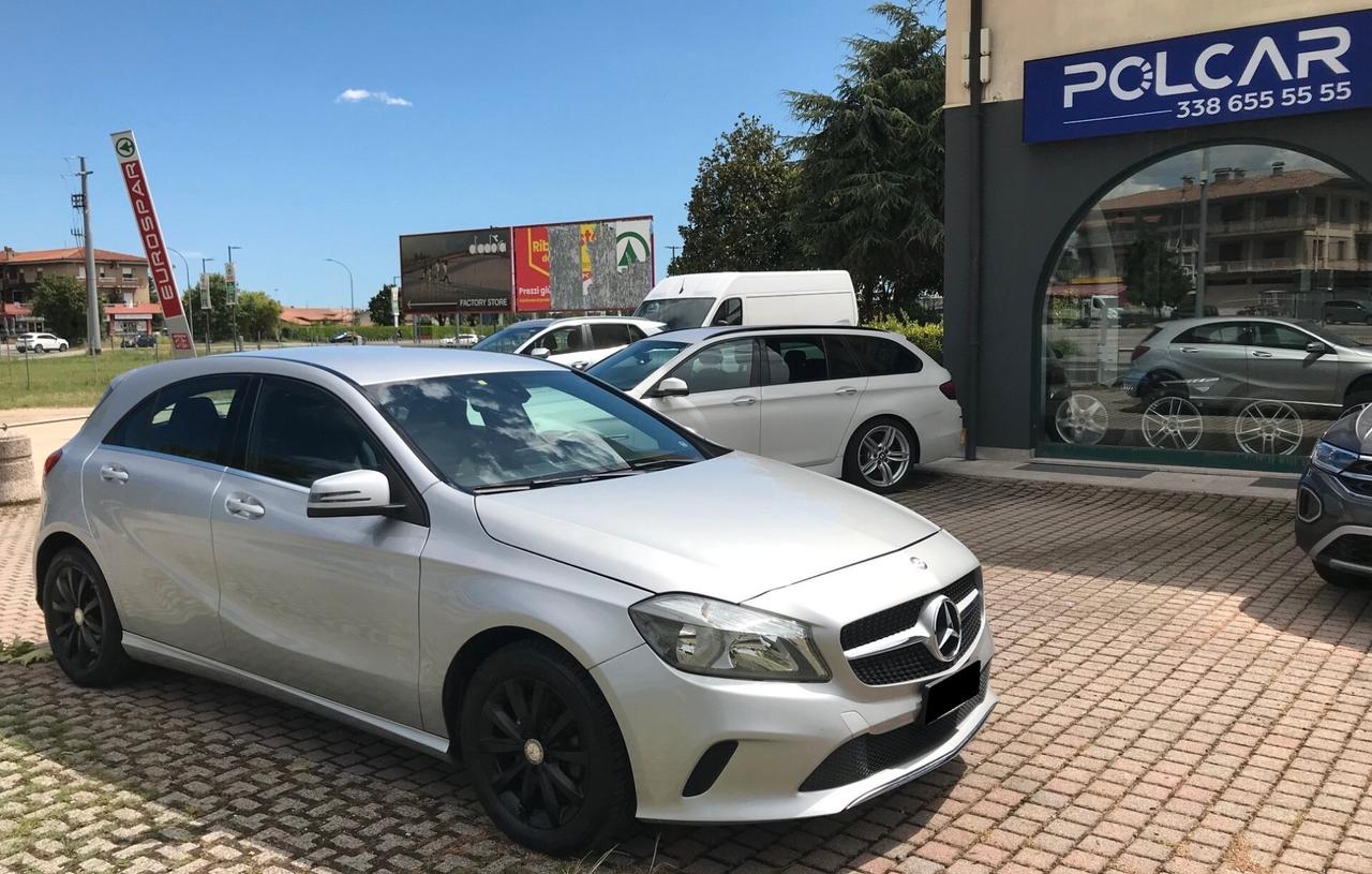 Mercedes-Benz A 160 d Sport aut. my16 retrocamera navi