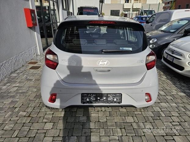 HYUNDAI i10 1.0 COMFORT AUTOMATICA