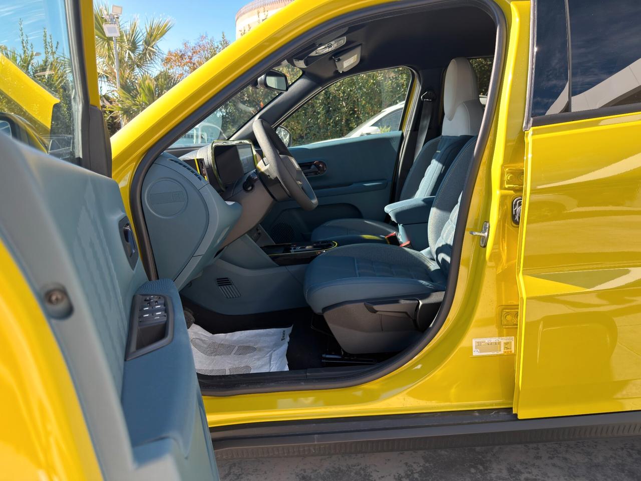 Fiat Grande Panda 1.2 Hybrid 110 CV S&S La Prima