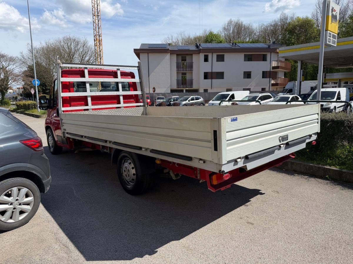 PEUGEOT - Boxer 2.2 BLUEHDI 165CV cassone cassonato 440x220