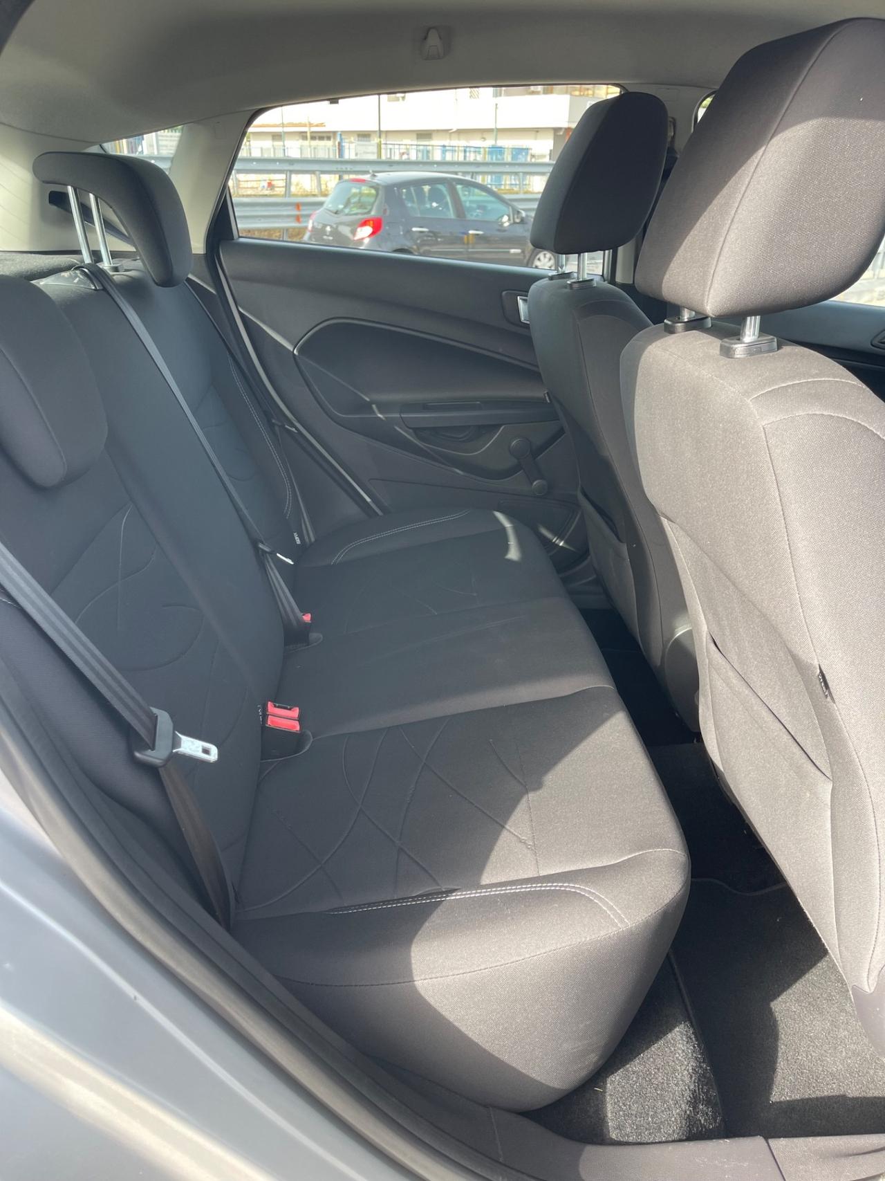 Ford Fiesta 1.4 5 porte GPL