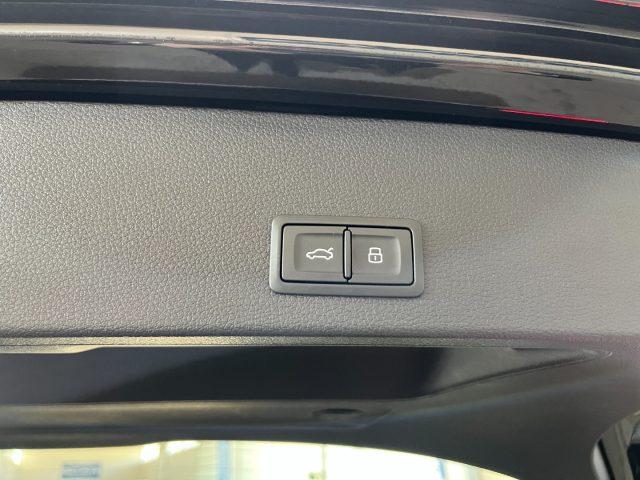 AUDI Q2 35TDI Stronic S line "19 Sline/Telec./Navi/MATRIX