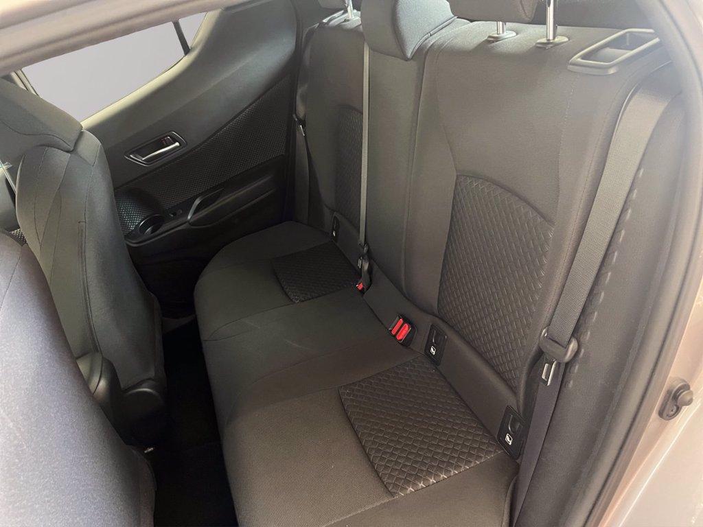 TOYOTA C-hr 1.8h business e-cvt del 2021