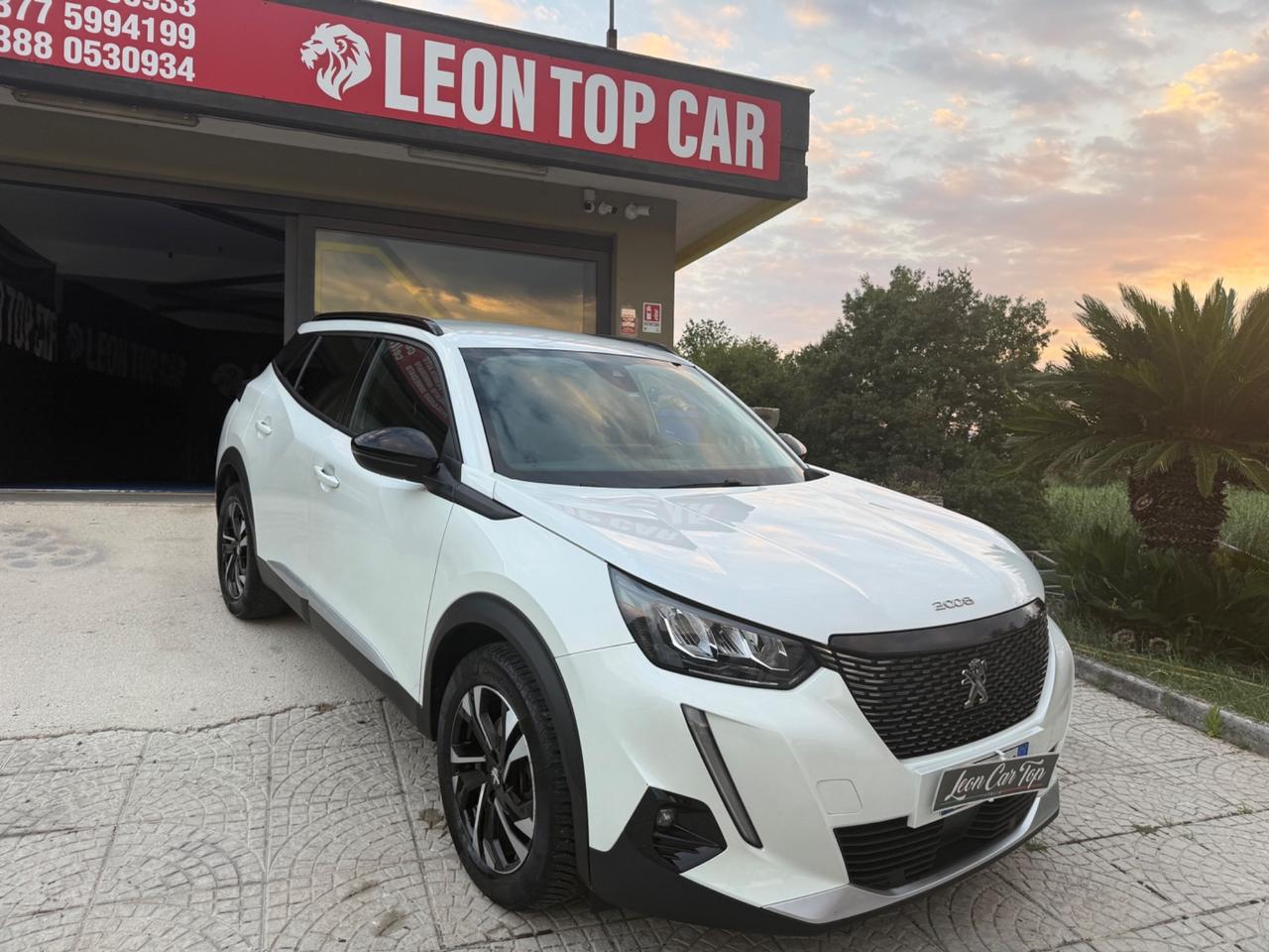 Peugeot 2008 BlueHDi cambio automatico permute e finanziamenti