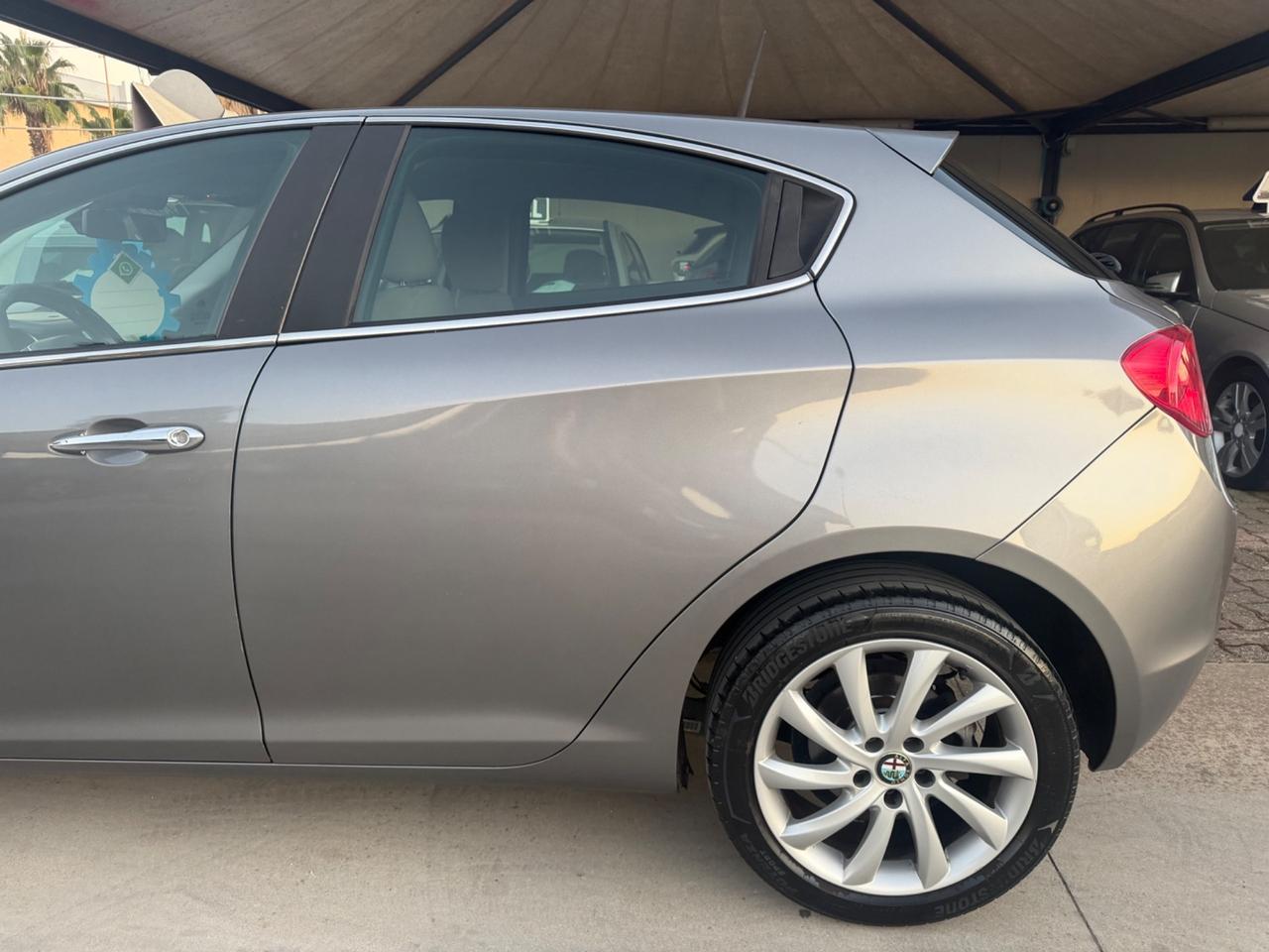 Alfa Romeo GIULIETTA 1.6 JTD 2015 - DA VETRINA