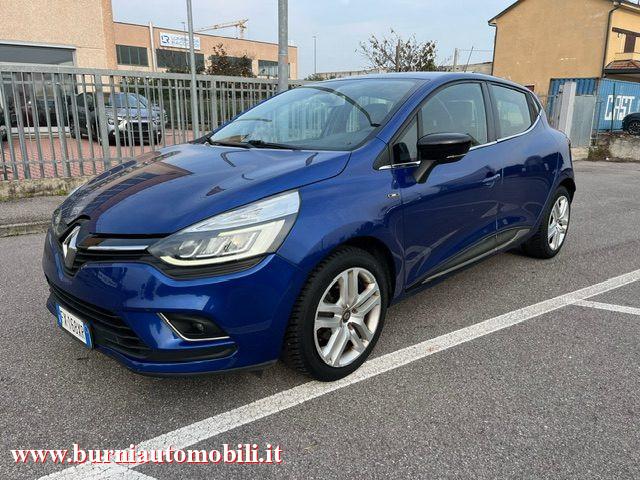 RENAULT Clio TCe 12V 75 CV 5 porte Moschino Intens