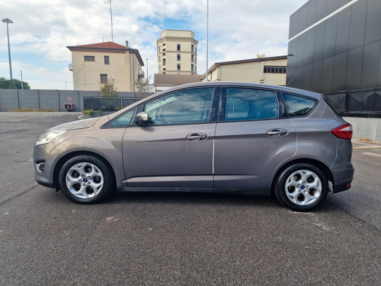 Ford C-Max 1.6 TDCi 115CV Titanium