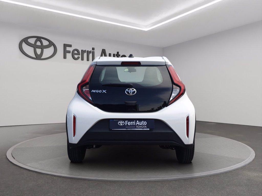 TOYOTA Aygo x 1.0 active 72cv s-cvt del 2023